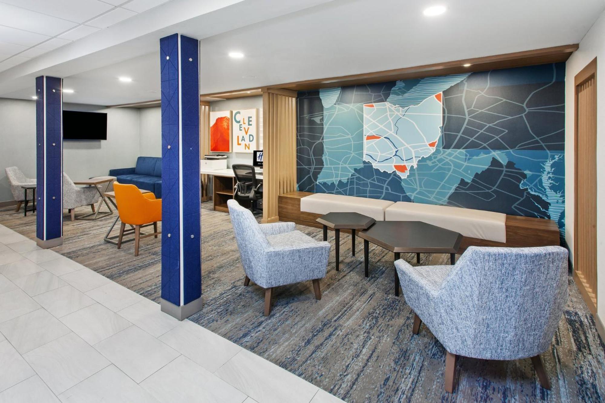Holiday Inn Express Cleveland Airport - Brook Park By Ihg Екстериор снимка